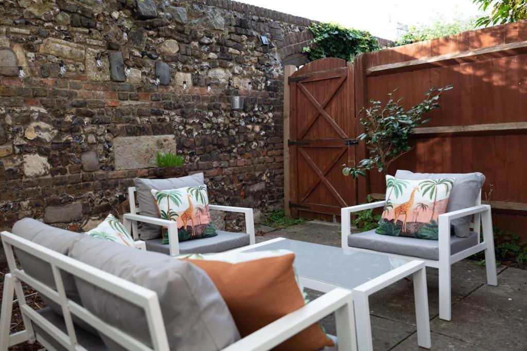 Holiday home Stylish & Spacious Centre 3-bedroom Townhouse - Sleeps 6